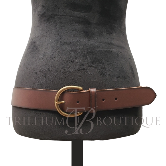 Frye Accessories - FRYE Belt Brown Flat Distressed Leather & Antiqued Buckle Vintage Inspired